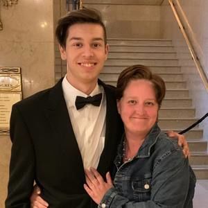 Meet your Posher, Karine